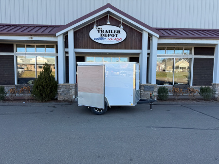 New PACE AMERICAN 5′ X 8′ + V-NOSE ENCLOSED CARGO TRAILER WITH CARGO DOOR 2.9K