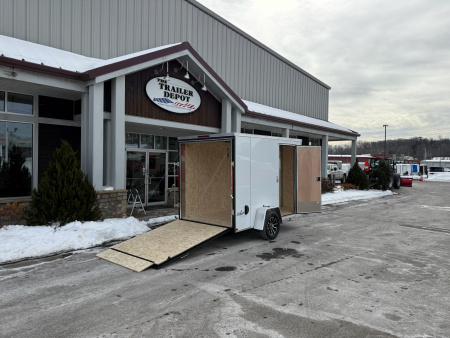 New Pace American 6′ X 10′ + V-NOSE ENCLOSED CARGO TRAILER WITH RAMP DOOR 2.9K